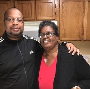 Meet your Posher, Leora